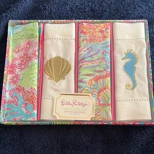 Lilly Pulitzer Tropical Napkin Set with Pink and Blue